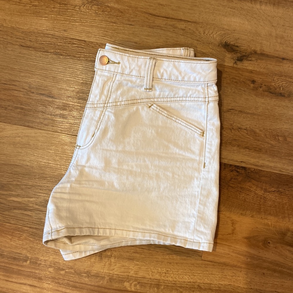 Cream Shorts